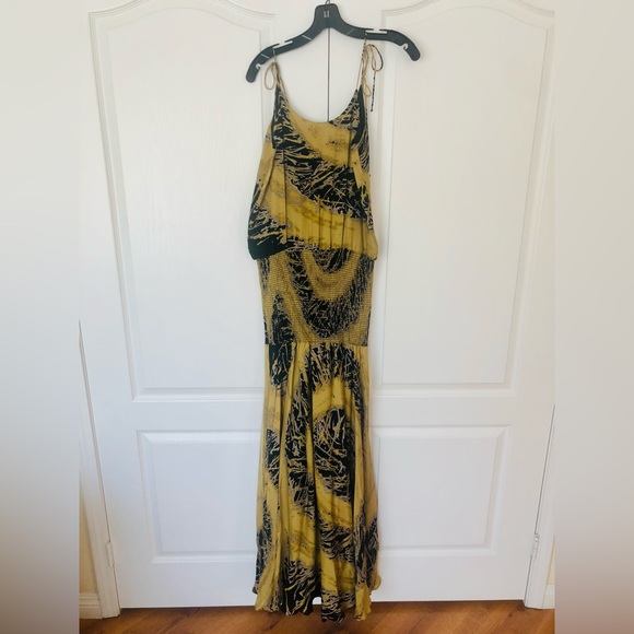 Halston Heritage Silk Maxi Dress - Picture 7 of 9